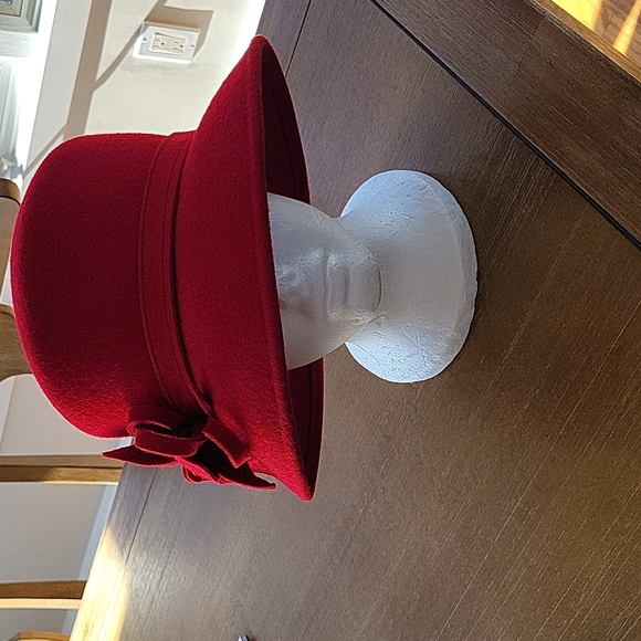 TOUCAN NEW YORK WOOL HAT NEVER WORN. - Picture 7 of 13